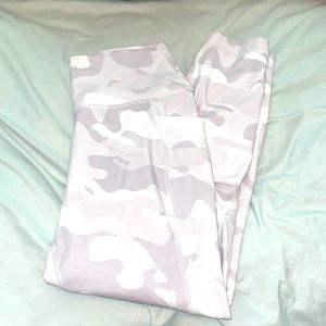 White Camo Leggings w/ pockets